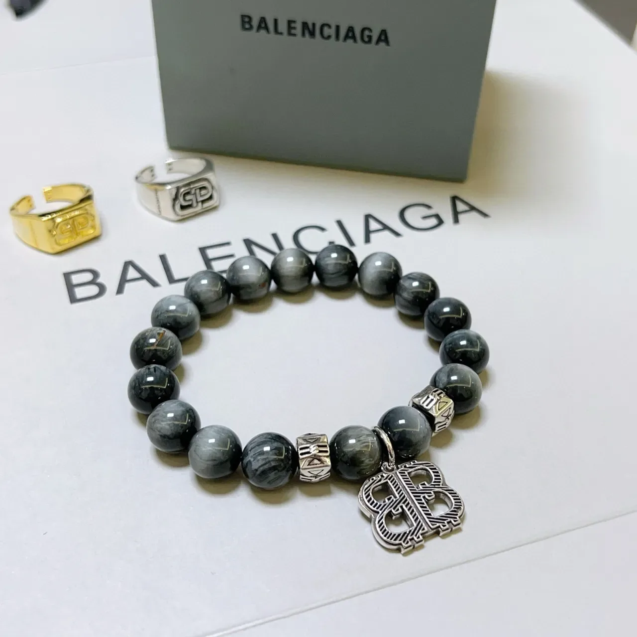 Balenciaga Logo Pendant Pulseira de Miçangas 2