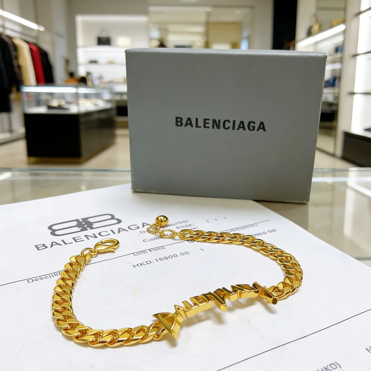 Balenciaga Logo Plaque Curb-Link bracelet en or 7