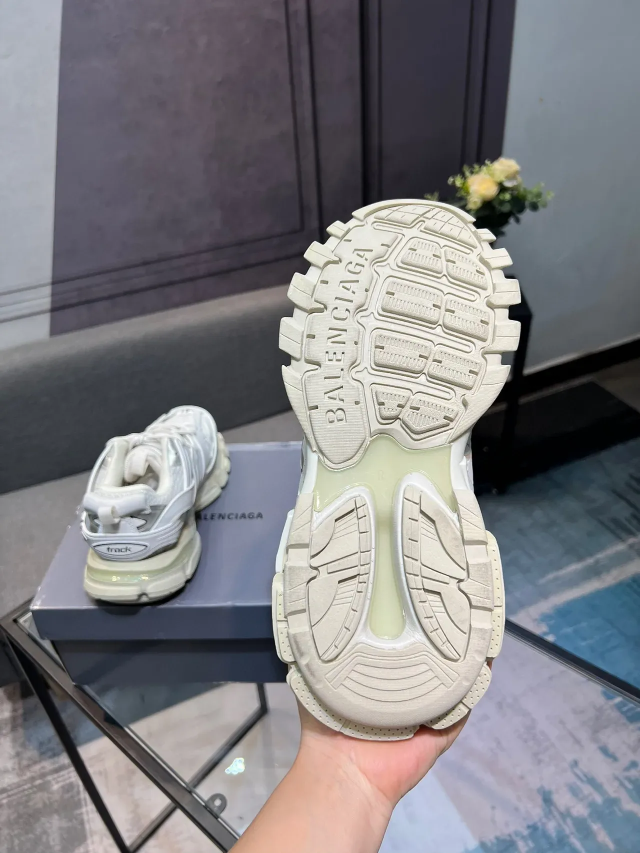 Balenciaga Runner Script Logo White Chunky Sneakers 7