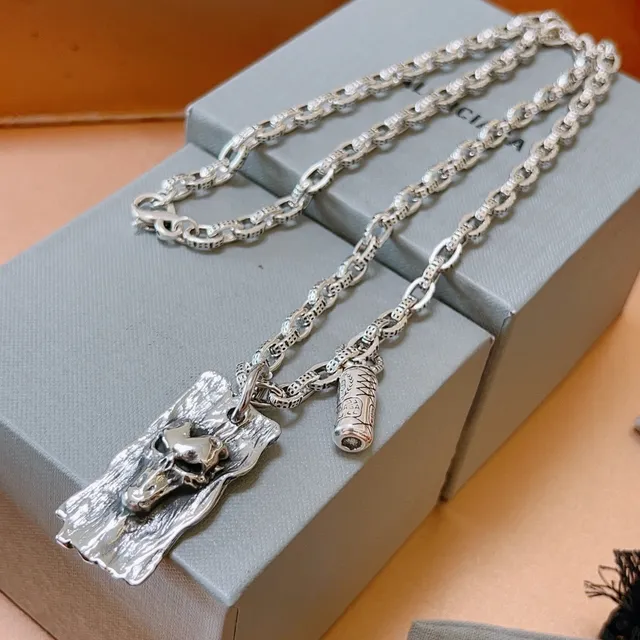 Balenciaga Silver Chunky Link Chain Sculpted Skull Pendant Necklace 3
