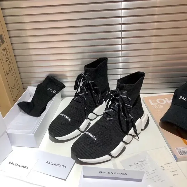Balenciaga Speed Trainer sneakers de mode de vie noir et blanc en maille 8