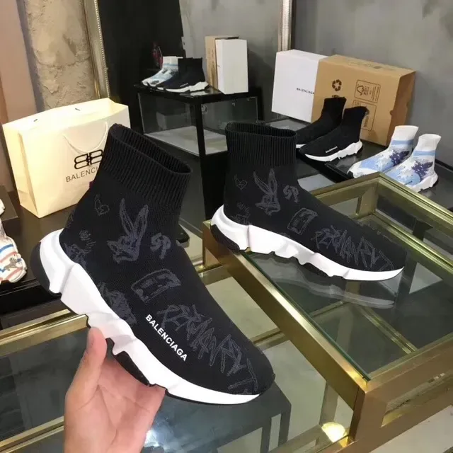 Balenciaga Speed Trainer أحذية رياضية سوداء مطبوعة جرافيكياً من نسيج أسلوب حياة 5