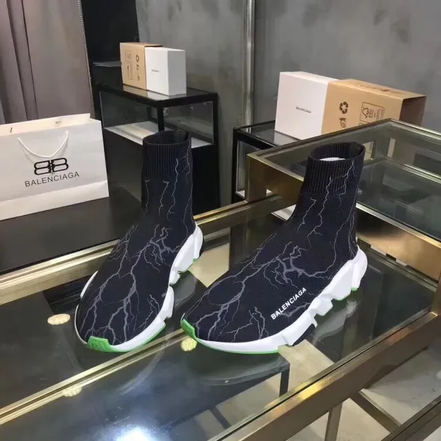 Balenciaga Speed Trainer Lightning Bolt verde preto sneakers lifestyle 2