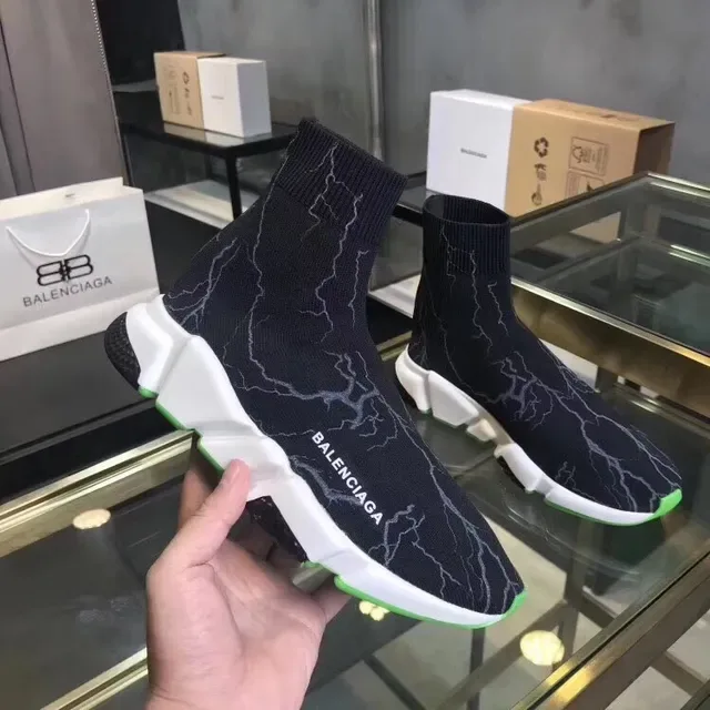 Balenciaga Speed Trainer Lightning Bolt verde preto sneakers lifestyle 4