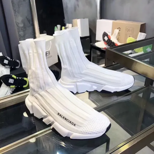 Balenciaga Speed Trainer sneakers lifestyle blanches et noires 3