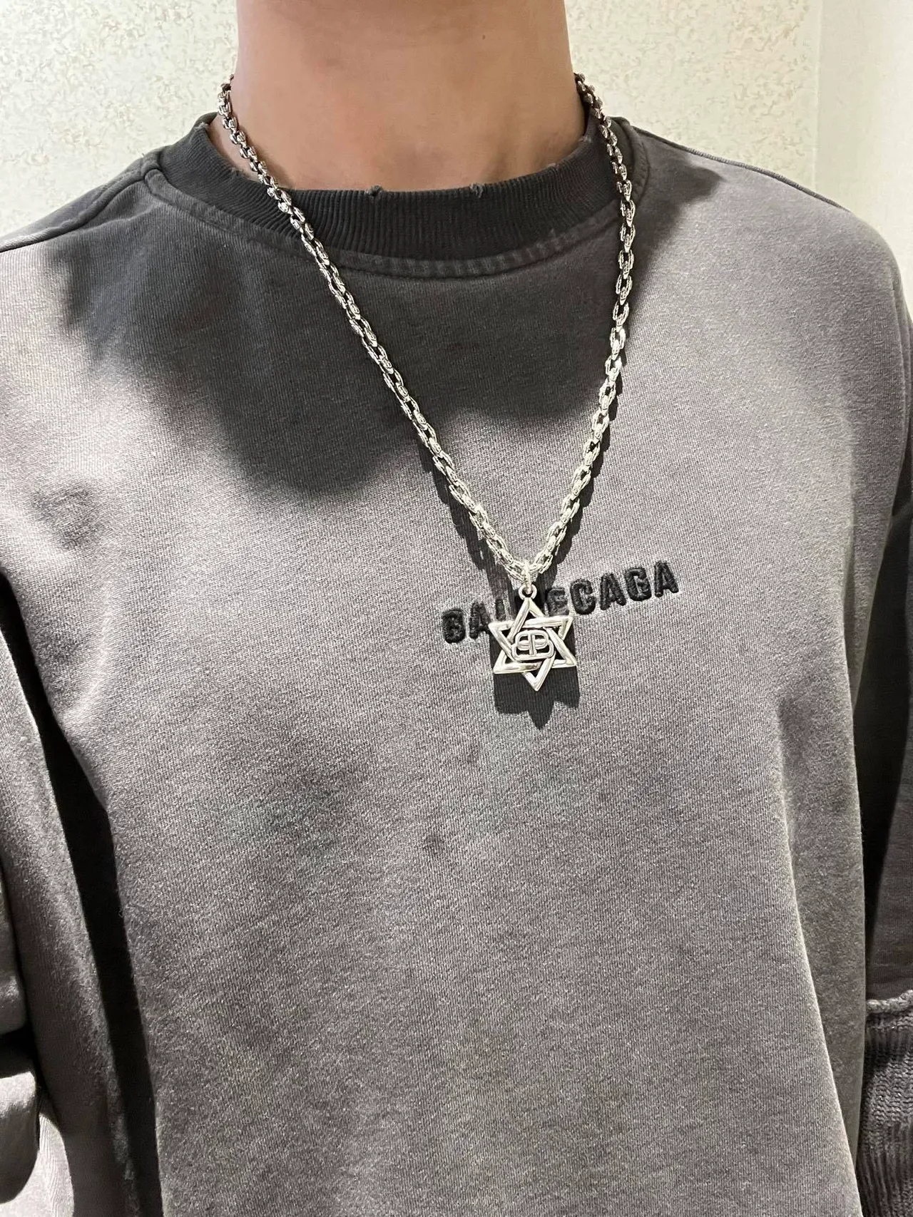 Balenciaga 星形吊坠银色绳链项链 8