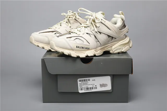 Balenciaga Track Trainer sneakers chunky couleur crème 1