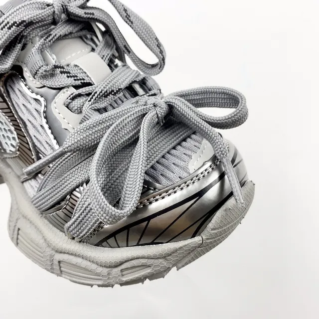 Balenciaga Track Trainer حذاء رياضي وردي وفضي سميك 9