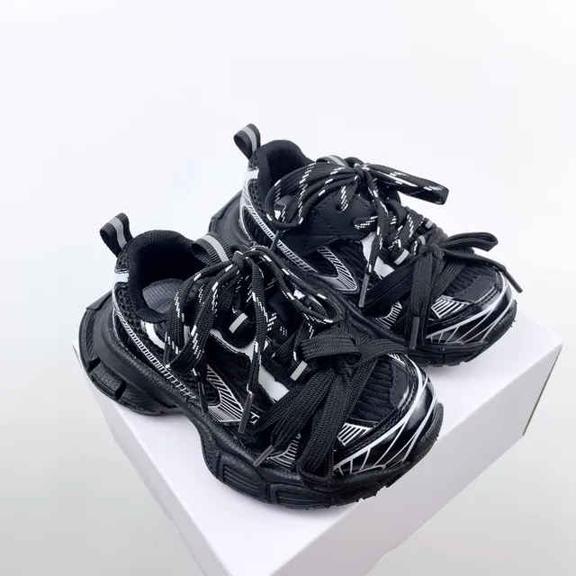 Balenciaga Track Trainer حذاء رياضي وردي وفضي سميك 16