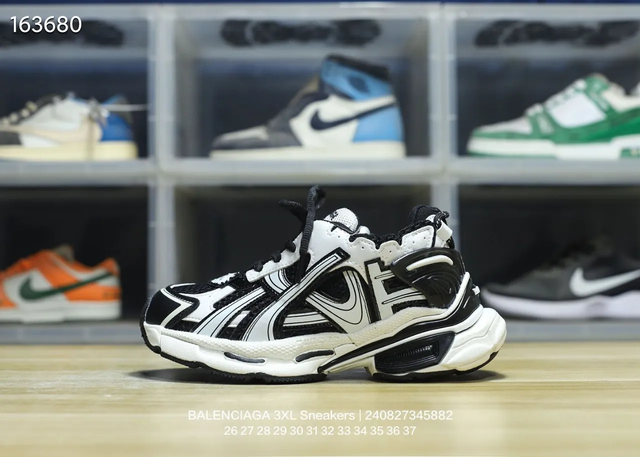 Balenciaga Track Trainer أبيض أحمر أسود رمادي أصفر نيون سينيكرز تشونكي 4