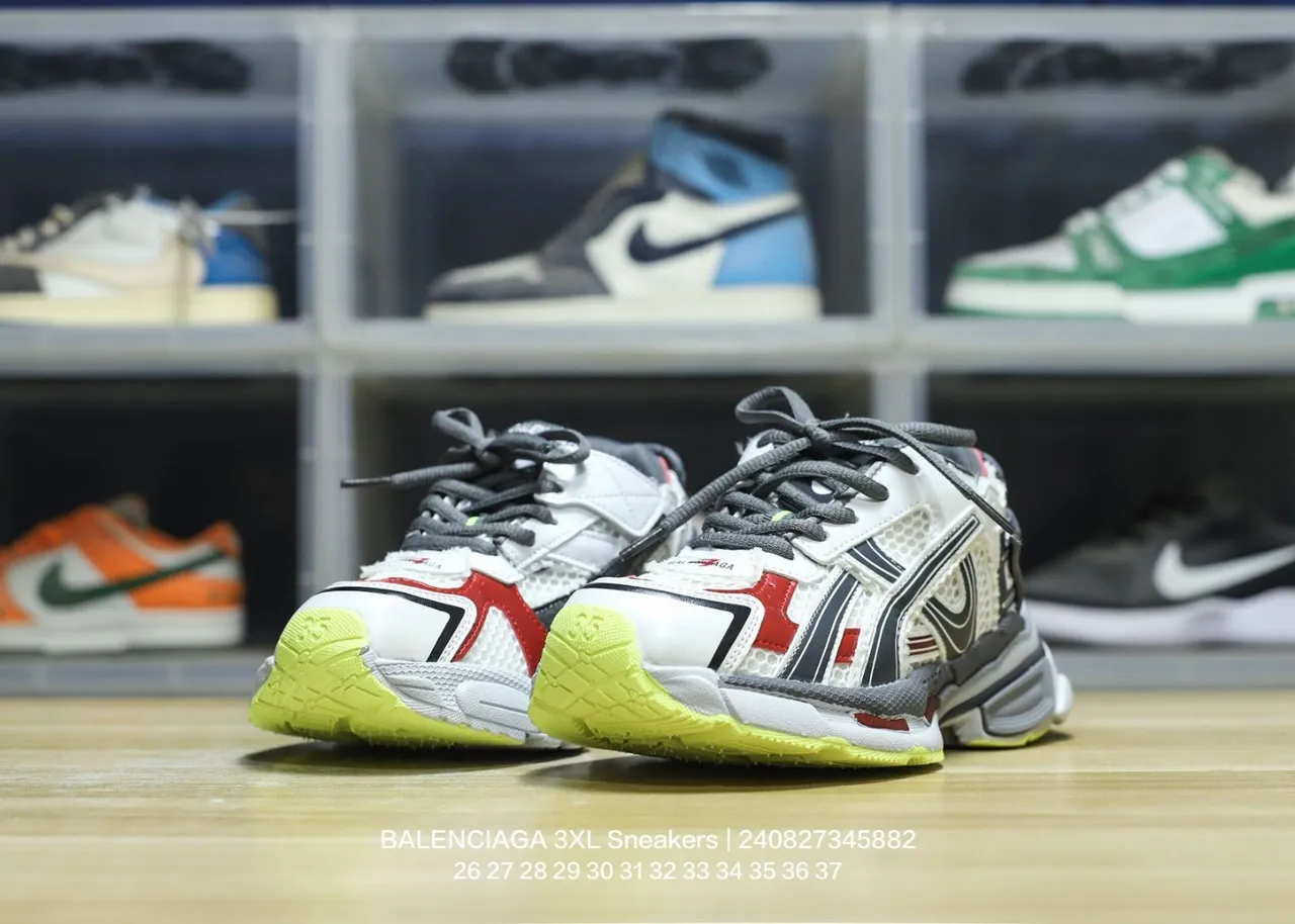Balenciaga Track Trainer أبيض أحمر أسود رمادي أصفر نيون سينيكرز تشونكي 10