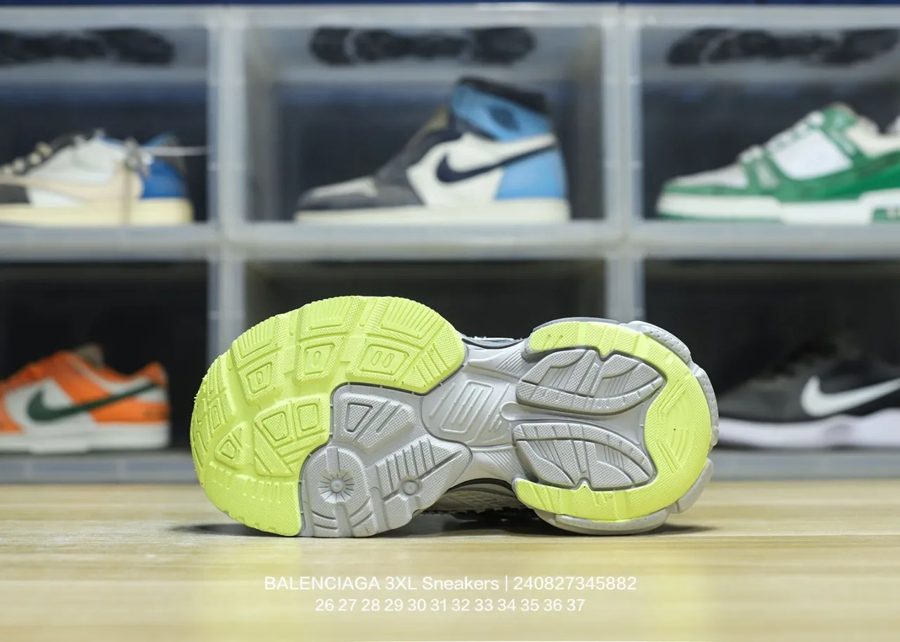 Balenciaga Track Trainer أبيض أحمر أسود رمادي أصفر نيون سينيكرز تشونكي 11
