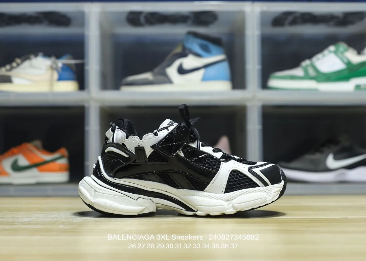 Balenciaga Track Trainer أبيض أحمر أسود رمادي أصفر نيون سينيكرز تشونكي 13