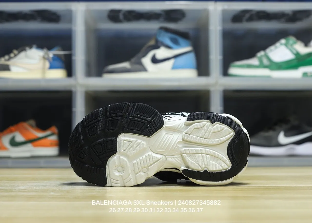 Balenciaga Track Trainer أبيض أحمر أسود رمادي أصفر نيون سينيكرز تشونكي 16