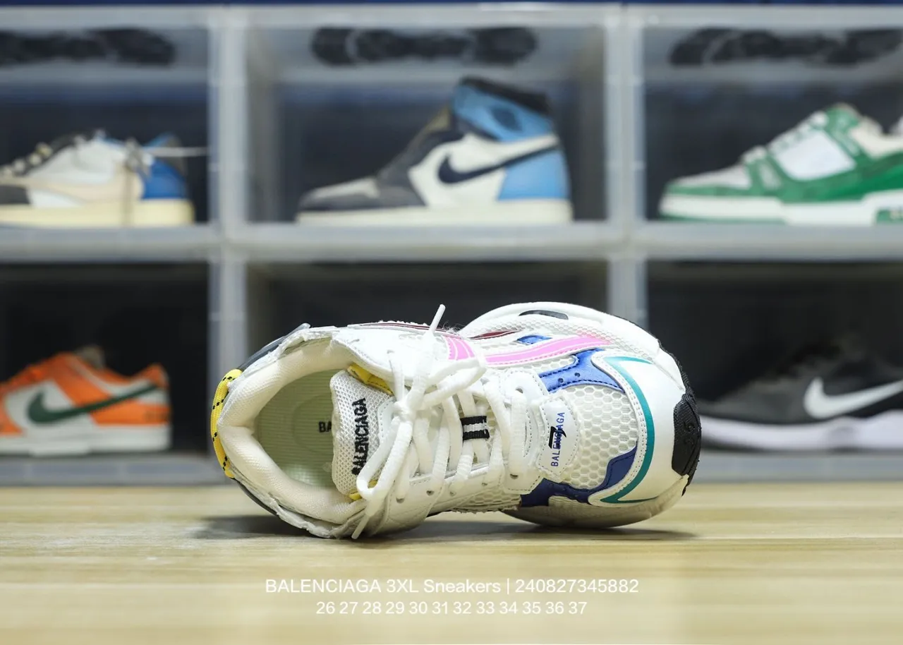 Balenciaga Track Trainer أبيض أحمر أسود رمادي أصفر نيون سينيكرز تشونكي 20