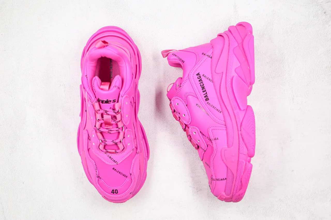 Balenciaga Triple S Monocromo Rosa Tênis Chunky 10