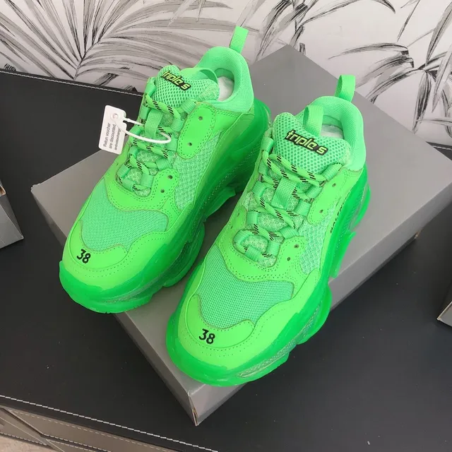 Balenciaga Triple S Tênis Verde Neón Grossos 2
