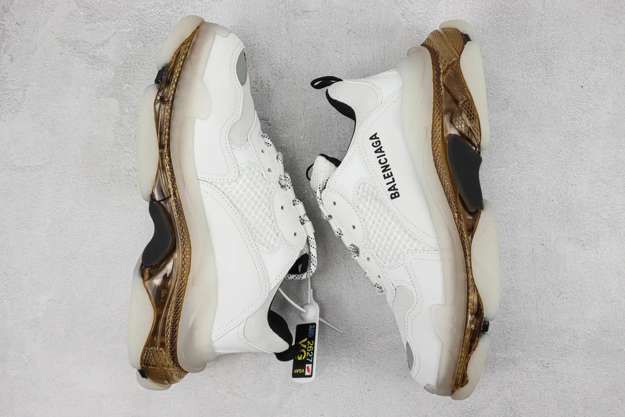 Balenciaga Triple S sneakers chunky blanches et dorées 2