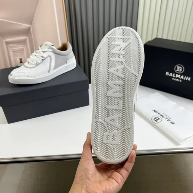 Balmain B-Court Sneakers Lifestyle Gris Clair 2