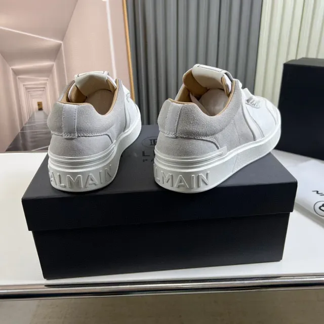 Balmain B-Court Sneakers Lifestyle Gris Clair 6