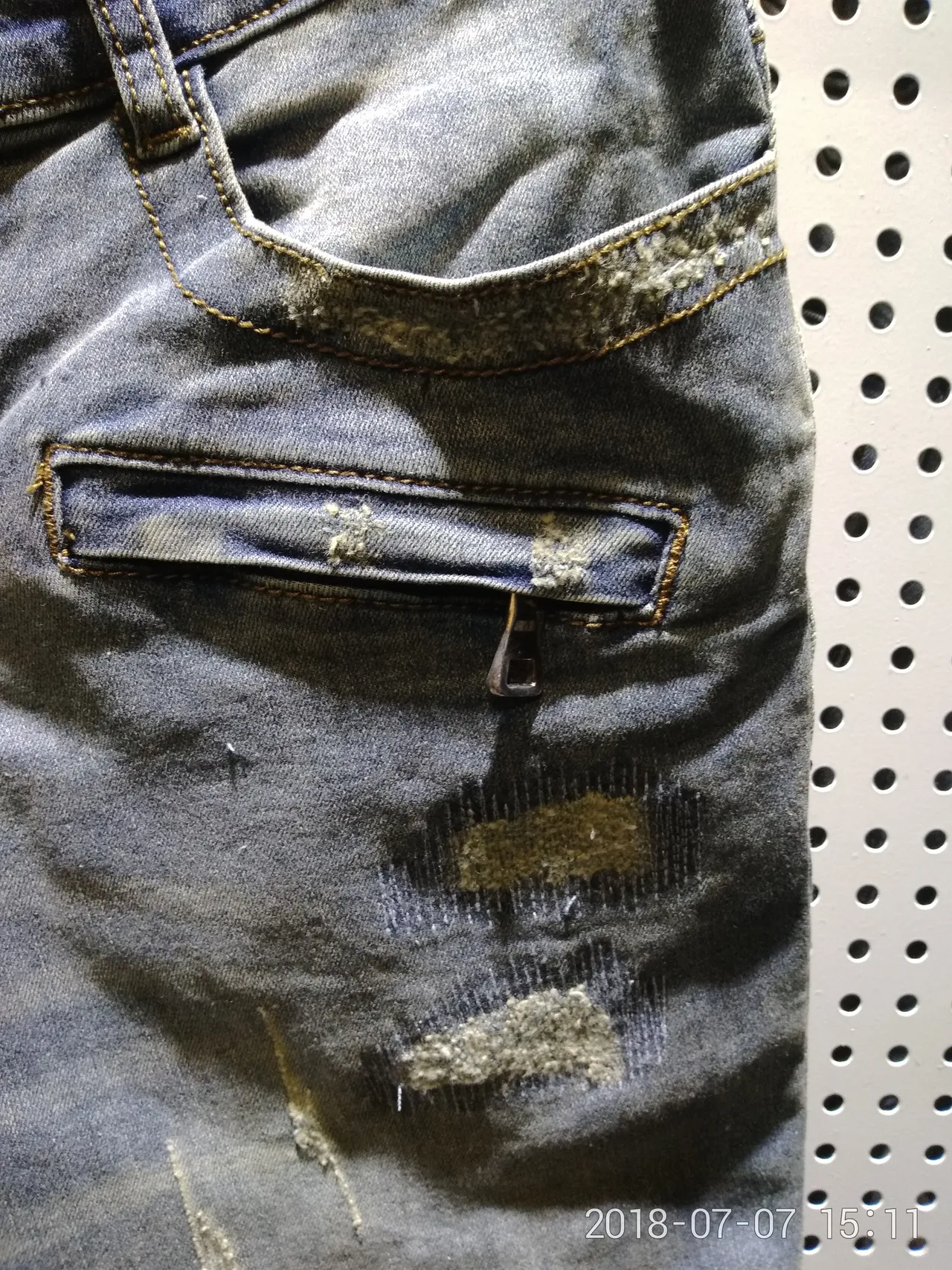 Balmain شورتات جينز متضررة ستايل راكب الدراجات النارية 4