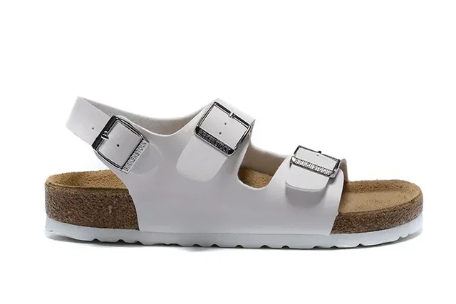 Birkenstock Arizona Sandales Casual à Deux Bretelles Blanches 2