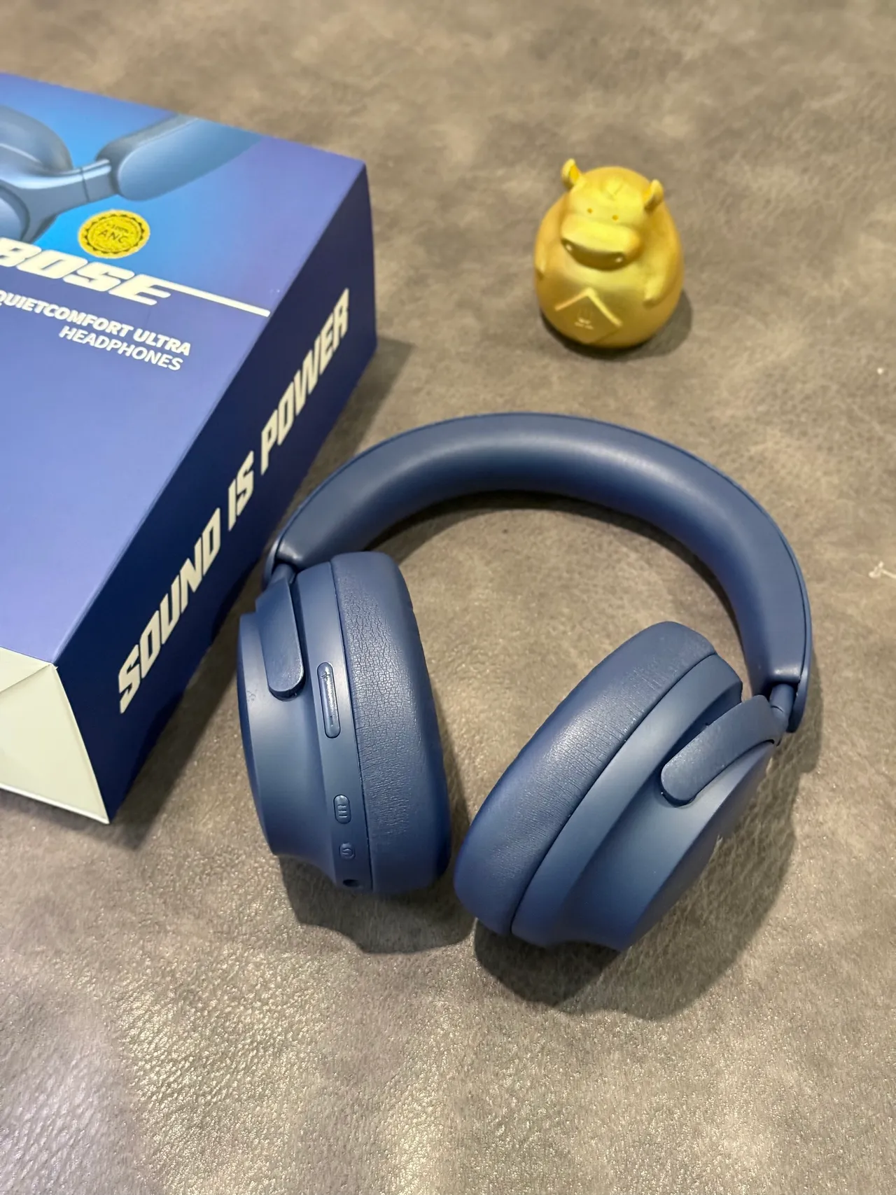 Bose QuietComfort Ultra Headphones Navy Blue Over-ear Headphones 7