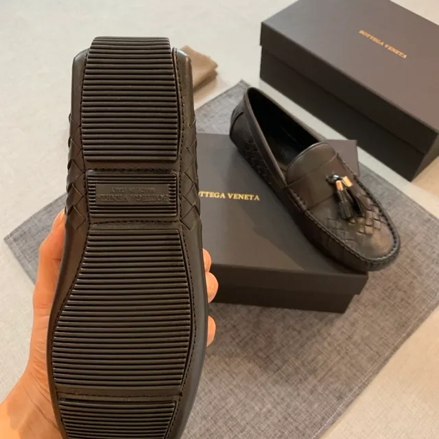 Bottega Veneta Andiamo Noir Intrecciato Cuir Tissé Détail à glands Mocassin 3