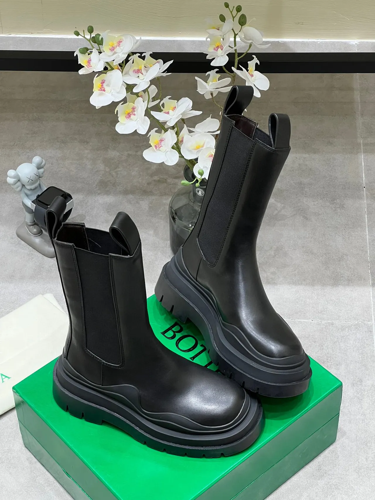 Bottega Veneta Andiamo Bottines en cuir noir à semelle épaisse 4