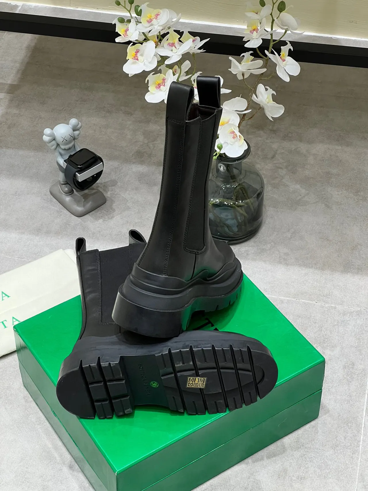 Bottega Veneta Andiamo Bottines en cuir noir à semelle épaisse 5