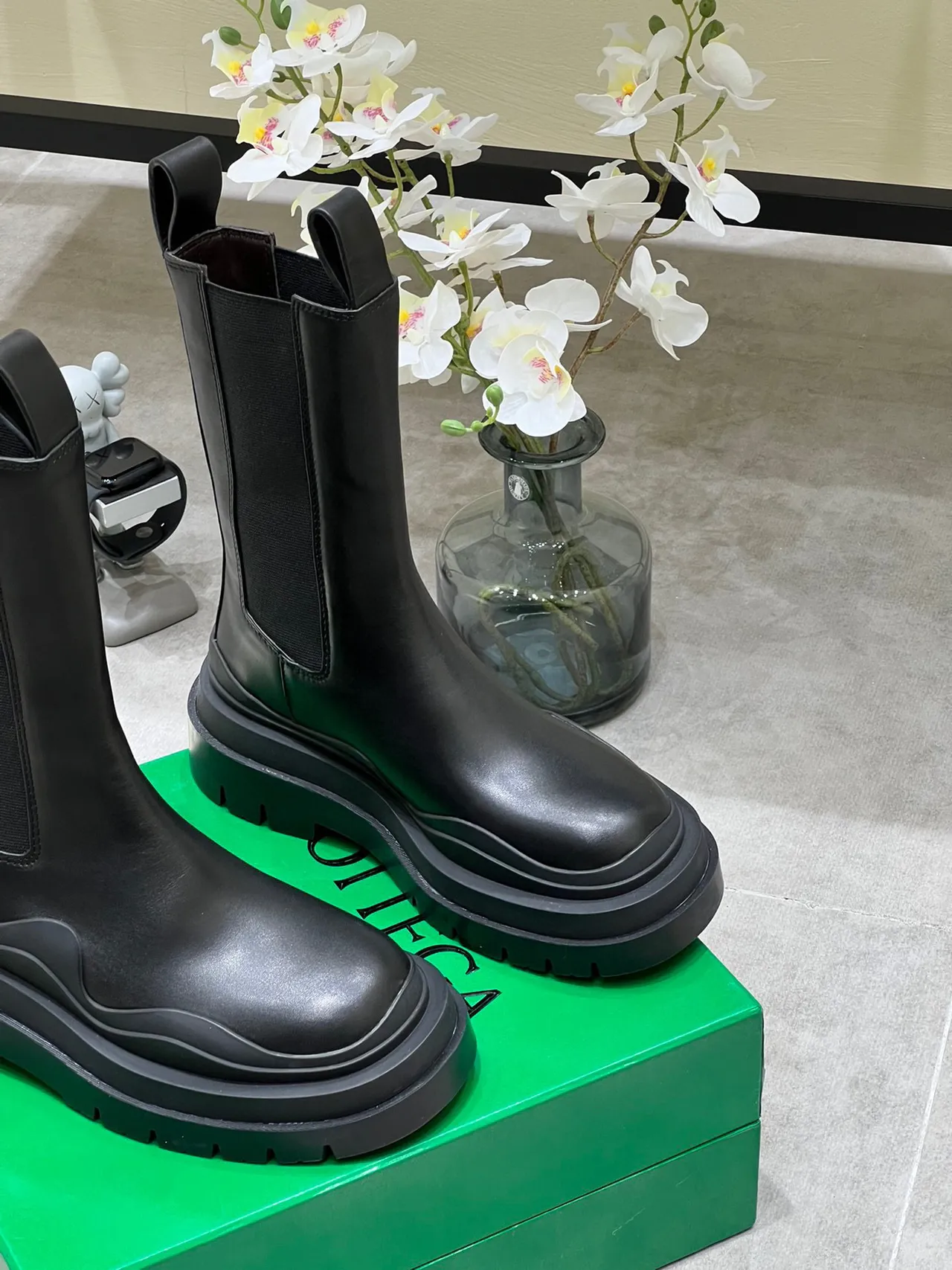 Bottega Veneta Andiamo Bottines en cuir noir à semelle épaisse 6