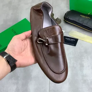 Bottega Veneta Andiamo Brown Leather Buckle Loafer
