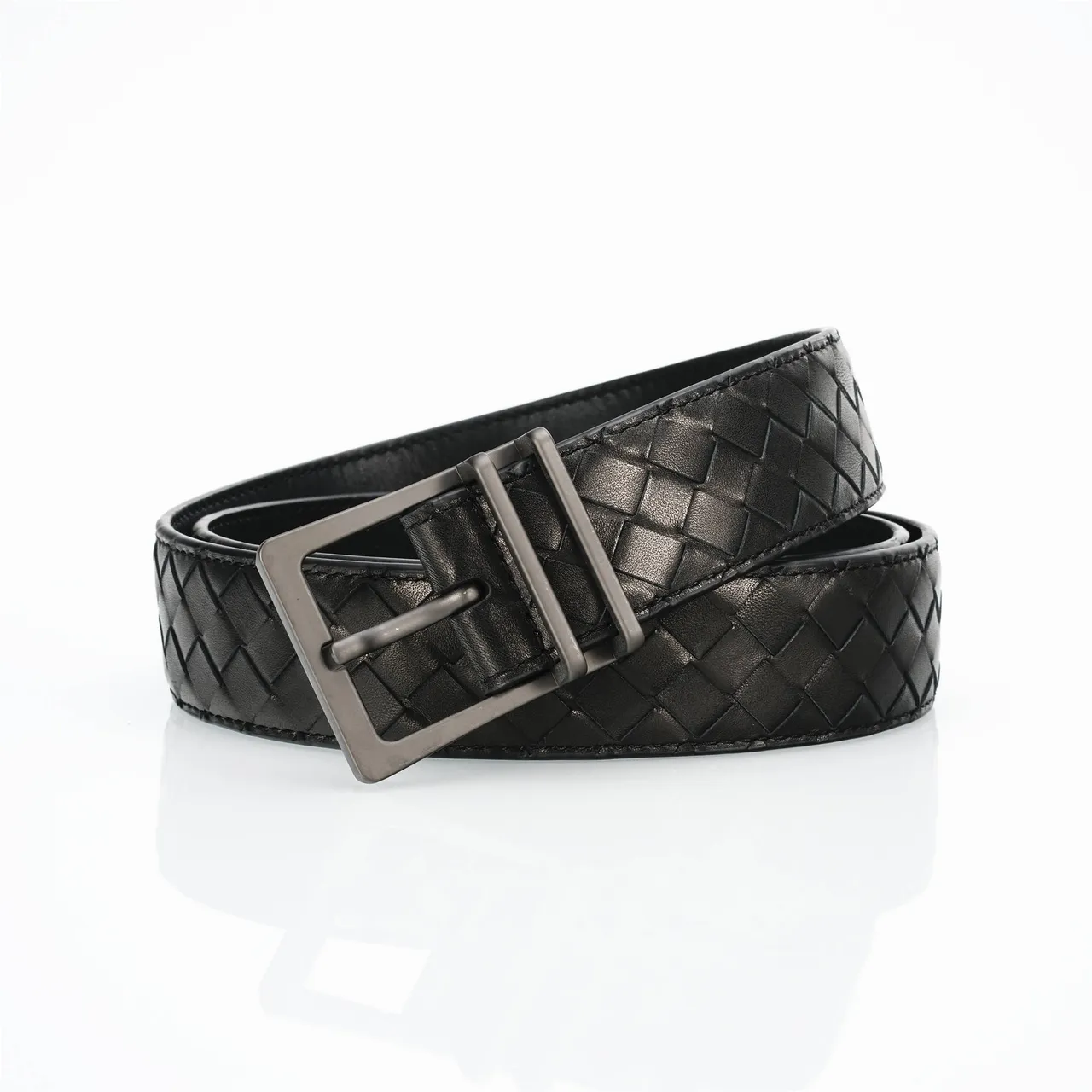 Bottega Veneta Cassette Intrecciato Ceinture en cuir noir 4