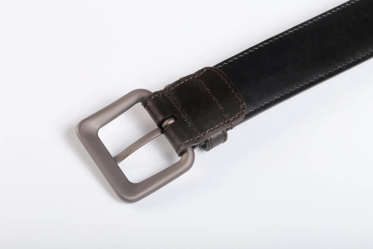 Bottega Veneta Cassette Intrecciato Ceinture en cuir tressé 2