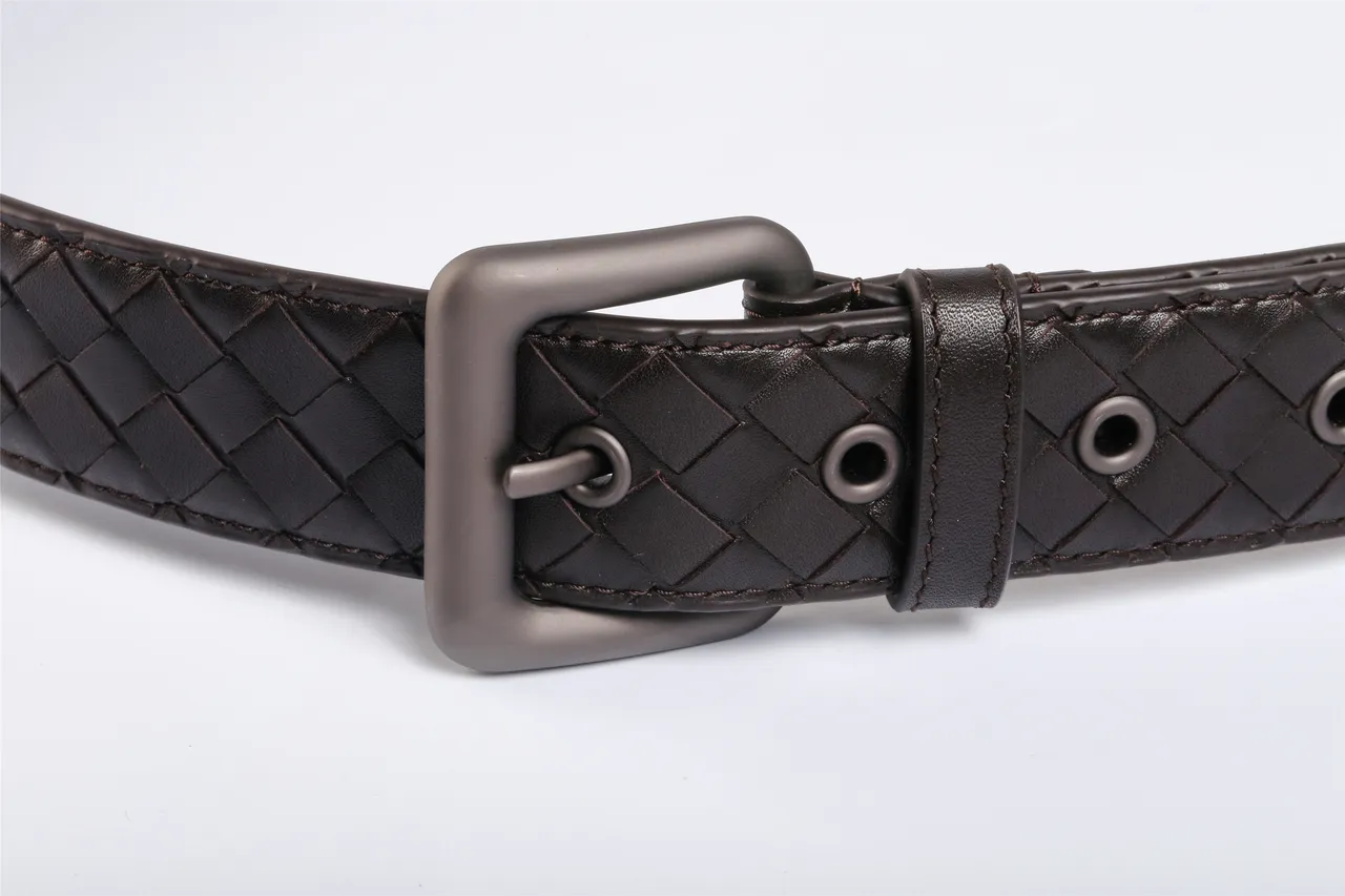 Bottega Veneta Cassette Intrecciato Ceinture en cuir tressé 7