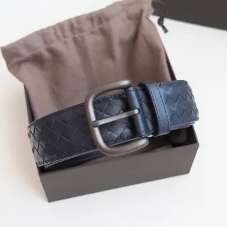Bottega Veneta Intrecciato नेवी ब्लू चमड़े का बेल्ट