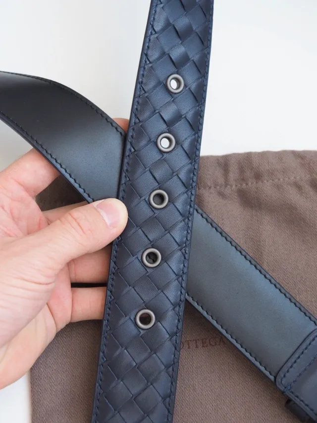 Bottega Veneta Intrecciato Cinto de Couro Azul Marinho 2