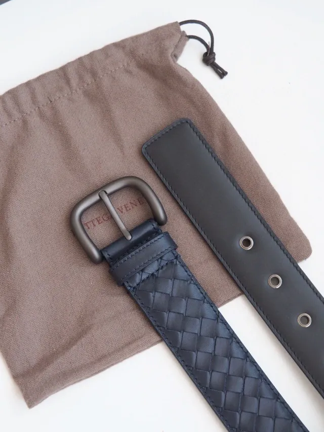 Bottega Veneta Intrecciato Cinto de Couro Azul Marinho 5