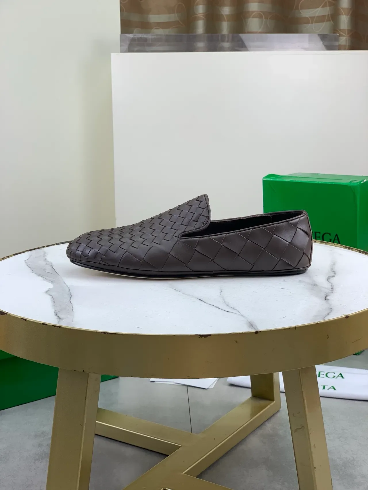 Bottega Veneta Intrecciato Loafer Marron Noir Cuir Tressé Slip-On Loafer 6