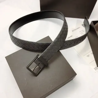 Bottega Veneta Intrecciato बनावट चमड़ी की बेल्ट