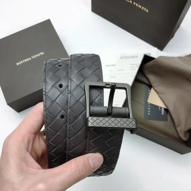Bottega Veneta Intrecciato cinto de couro trançado 4
