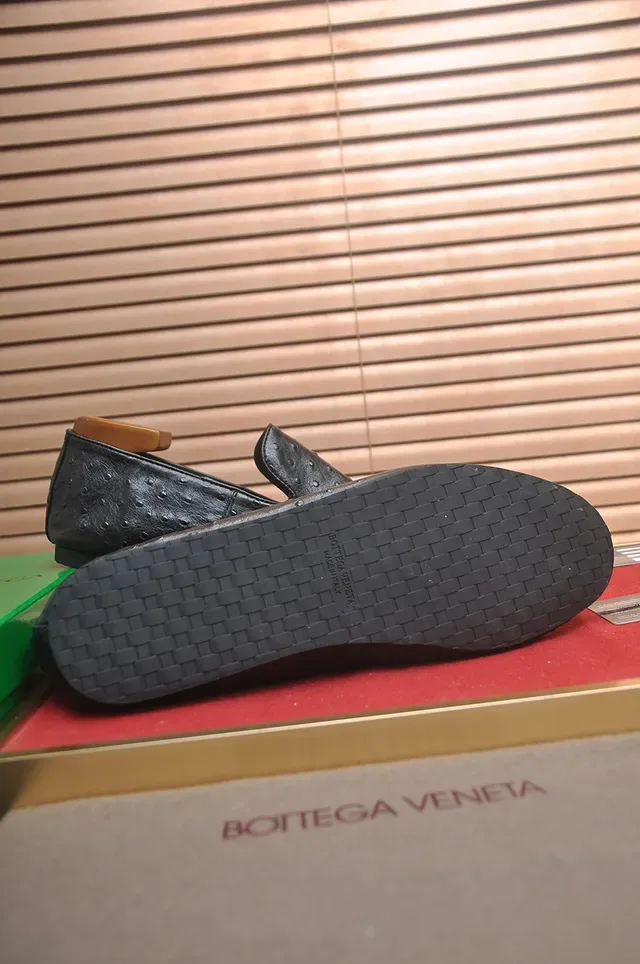 Bottega Veneta Ostrich-Textured Black Pointed-Toe Loafers 3