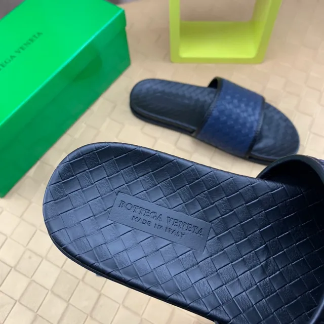 Bottega Veneta Sardine Bleu Marine Cuir Tissé Chaussons 5