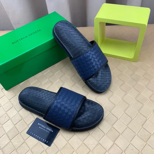 Bottega Veneta Sardine Bleu Marine Cuir Tissé Chaussons 8