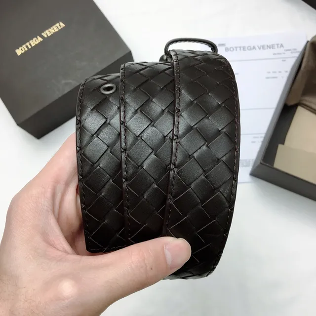 Bottega Veneta Cinto de couro tecido Intrecciato 2