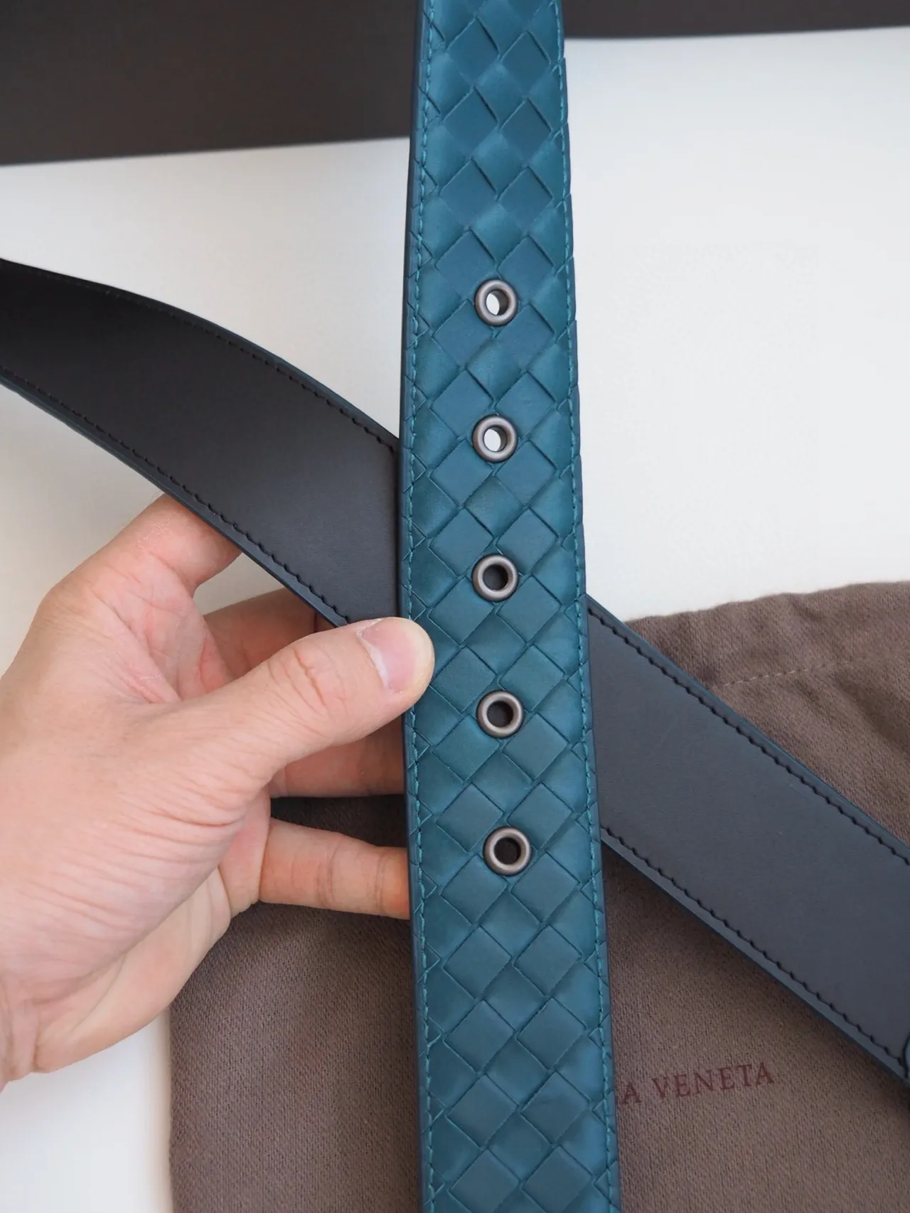 Bottega Veneta tressé Intrecciato Ceinture en cuir Teal 2