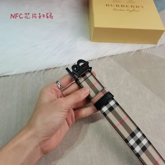 Burberry Beige Black Nova Check TB Monogram Buckle Canvas Belt 2