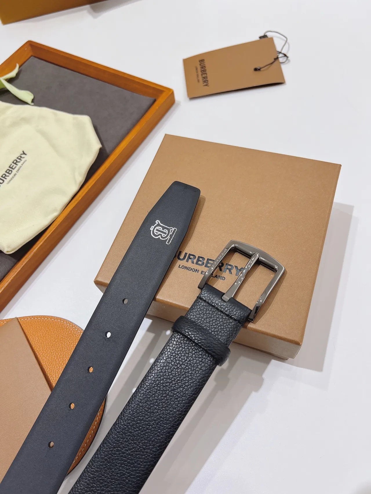 Burberry Black Silver Pebbled Rectangular Buckle Leather Belt 6
