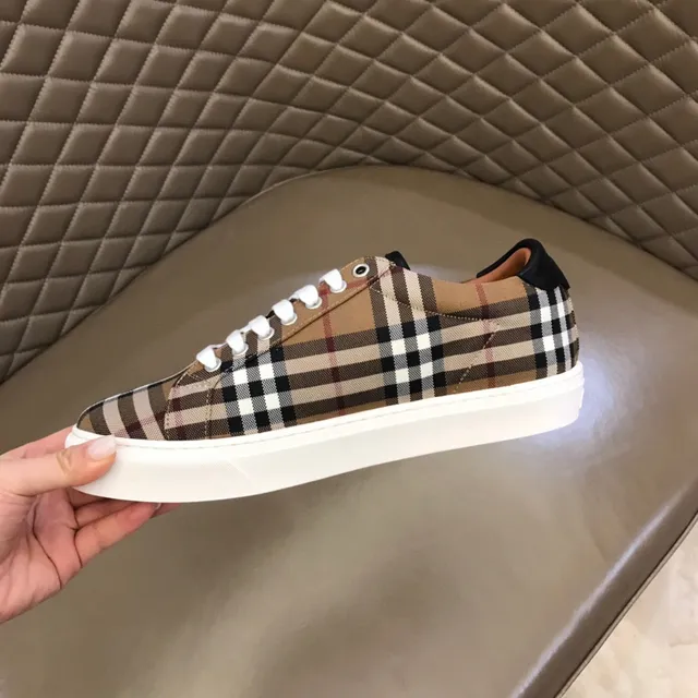 Burberry Check حذاء رياضي بيج أسود كاروه قماش كانفاس علوى مسطح سولا مطاط أبيض أسلوب حياة حذاء سنيكر 3