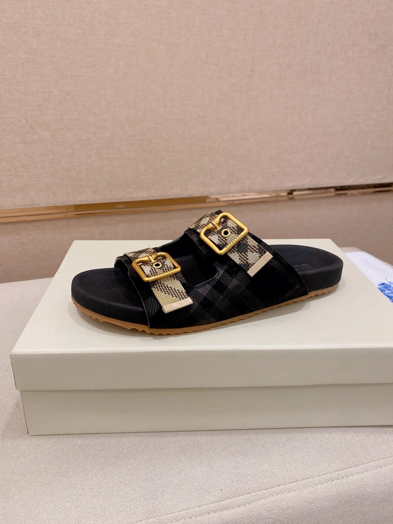 Burberry Double Boucle Glisse Multicolore Or Sandales Casual 13